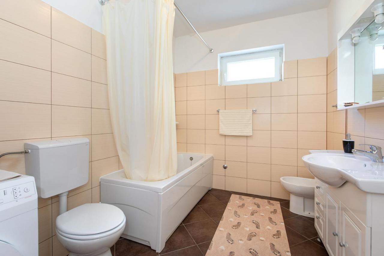 Apartman Marjeto Krk Town Extérieur photo